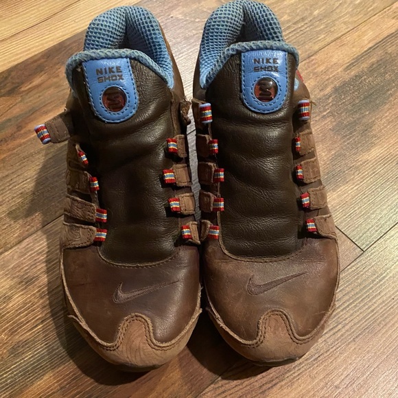 NIKE Shox Brown Flower Pattern Size 8 - Picture 3 of 13
